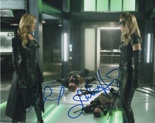 Katie Cassidy Juliana Harkavy Arrow Autographed Signed 8x10 Photo COA 2019-3