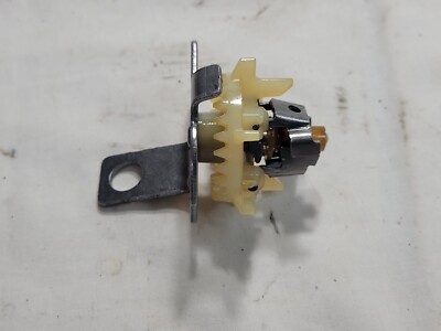 Bolens Briggs & Stratton 450 Series 125cc OHV Engine Oil Slinger 697799 OEM