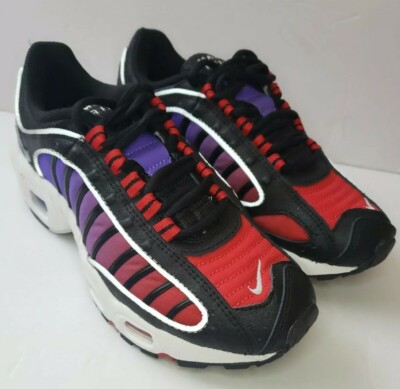 nike tailwind black and red