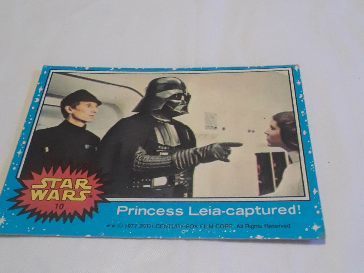 1977 Topps Star Wars #10 Princess Leia captured!