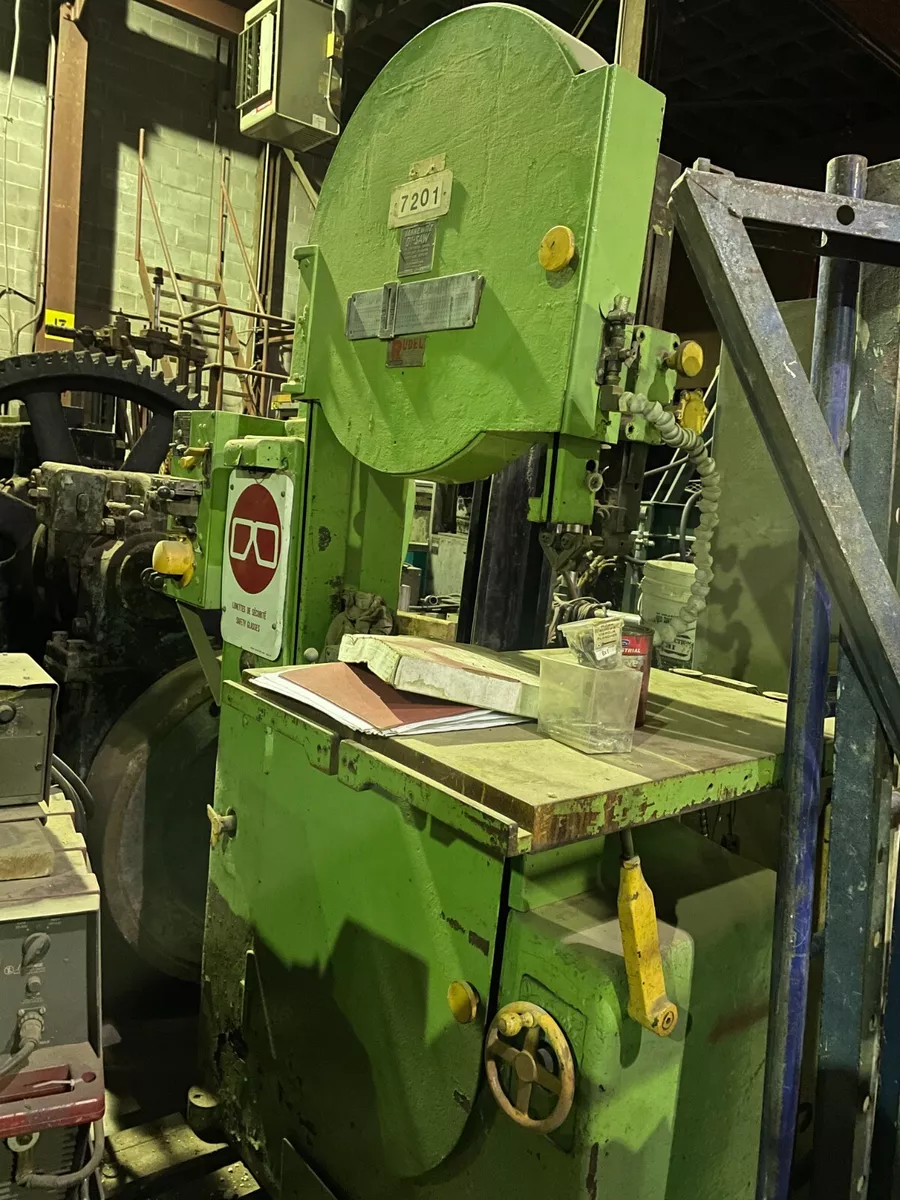 Vertical metal bandsaw for sale deals