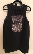 VERA WANG FAB 100% SILK AND SILK LINING, UNIQUE DESIGN IN FRONT, ELEGANT,size 10