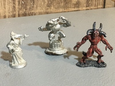 A24866 UNBRANDED METAL TABLETOP OLD OOP D&D FANTASY MONSTER DEMON MINIATURES