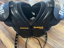 Riddell Blaze M 80 12-13 Football Shoulder Pads