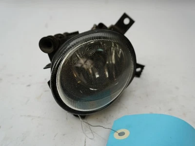 Phare antibrouillard avant droit occasion AUDI A4 II Phase 2 AVANT - 2.0 TDI 140 - Photo 1/3
