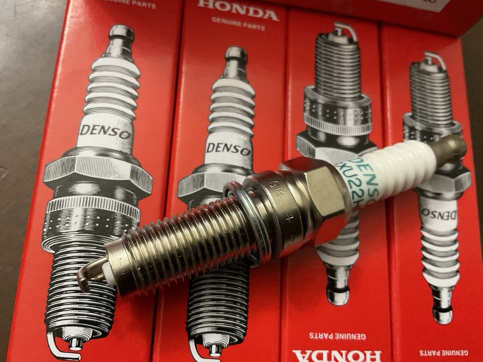 6Pcs New OEM Spark Plugs For Honda Iridium Denso 12290-R40-A02 SXU22HCR11S 3461