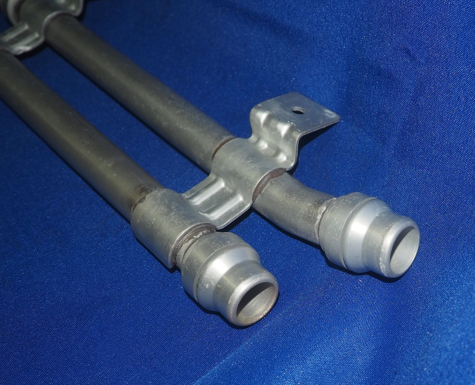 2022-2026 Maserati MC20 MCPura Engine Coolant Hose Tube Pipe OEM 1500 Miles!