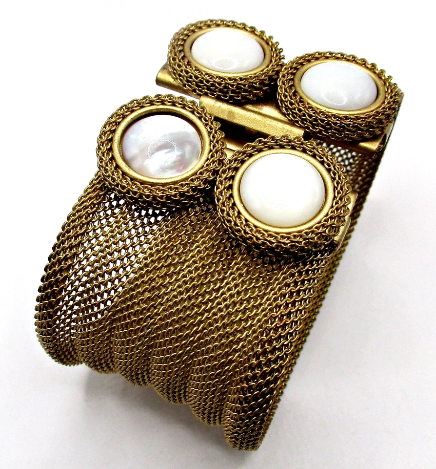 Signed Sarah Cavender Metalworks Double Button Milanese Mesh MOP Cuff Bracelet - Image 4 of 4