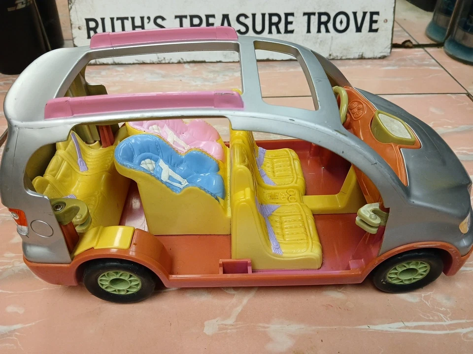 Furgoneta Fisher Price Loving Family Silver 2007 musical incompleta probada Foto 3 de 4