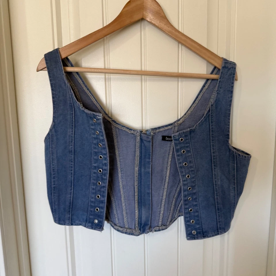 Boohoo Azul Denim Corsé Top Chaleco Cremallera Frontal Tachonado Detalle Recortado Foto 4 de 4