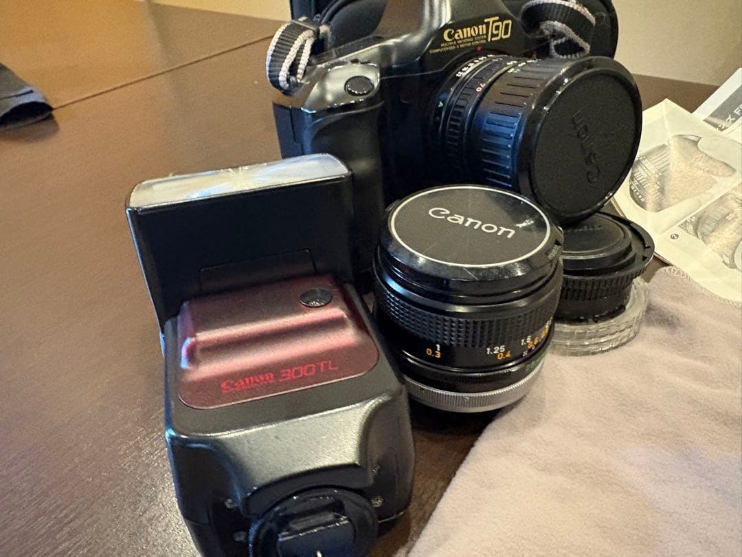 Canon T90 Film SLR Camera Set with Lens and Canon 300TL Flash | eBay