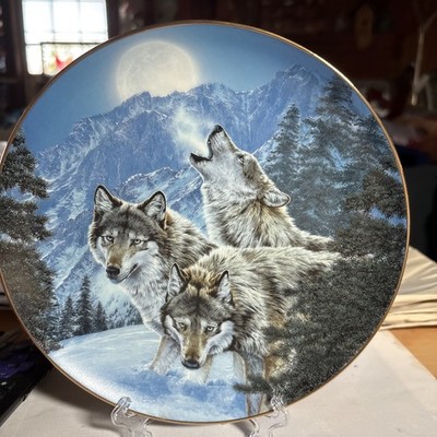 Lee Kromschroeder Wolf Plate Call of The Wild Moonlit Symphony Bradford Exchange