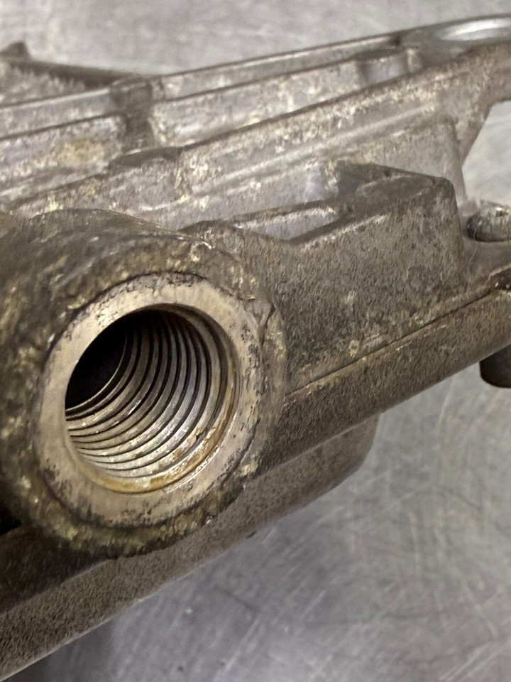 20042005 GMC SILVERADO SIERRA DURAMAX LLY FUEL INJECTOR MODULE FICM