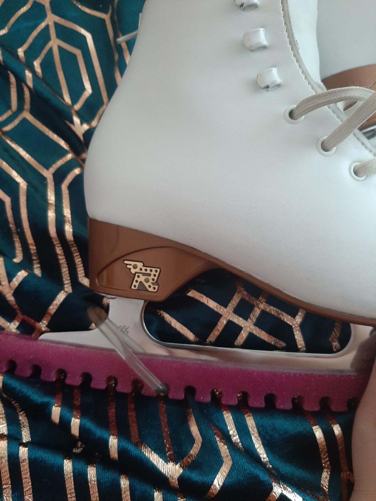 risport ice skates Size 4 eBay