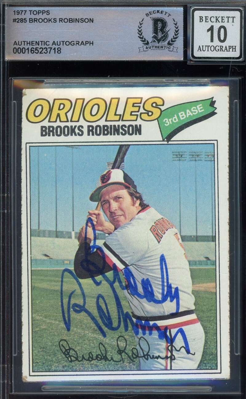 Brooks Robinson Gem Mint 10 Beckett BAS Signed 1977 Topps Autograph