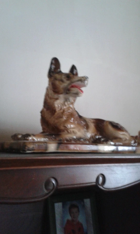Sculpture de chien de berger , Statue - Photo 1/1