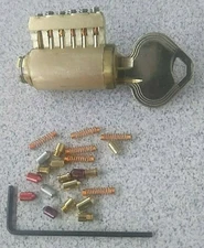Cutaway Re-keyable Lock Cylinder Russwin Keyway. Locksmith Locksport Extra Pins