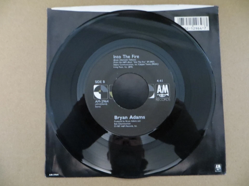Bryan Adams – Victim Of Love - 1987 - A&M Records AM-2964 7" Single VG+/VG+ — 第 3/4 张图片