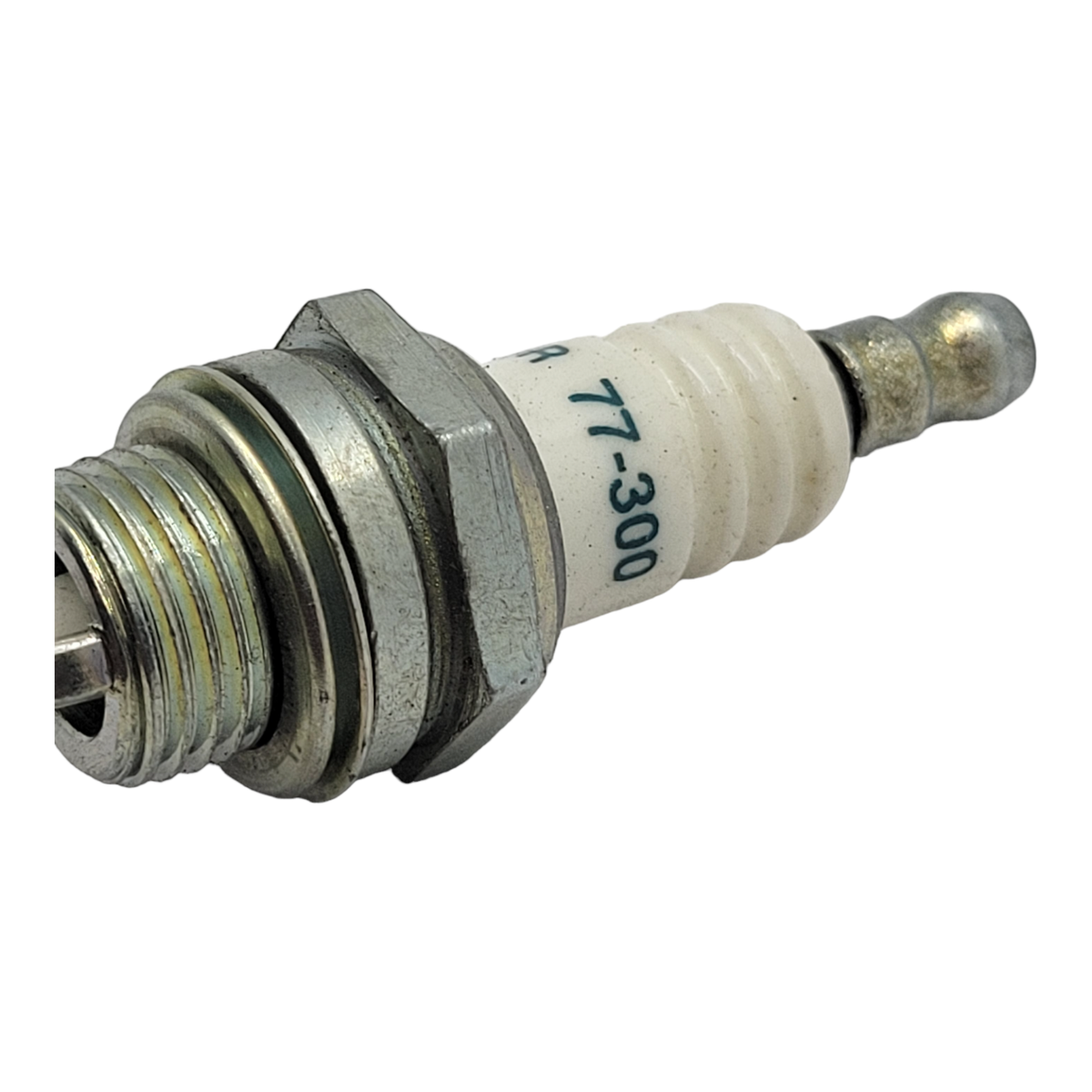 Gator 77-300 Spark Plug Replaces WS8F Cj7Y BPM7A 2963 4562 7021
