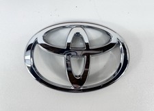 2004-2007 Toyota Highlander Front Grille Emblem Logo Badge W15 Oem 2004-2007 Toyota Highlander Front Grille Emblem Logo Badge W15 Oem