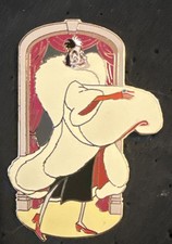 Pin Disney Auctions (P.I.N.S.)-Cruella De Vil Twirling Her Coat LE 500 PIN