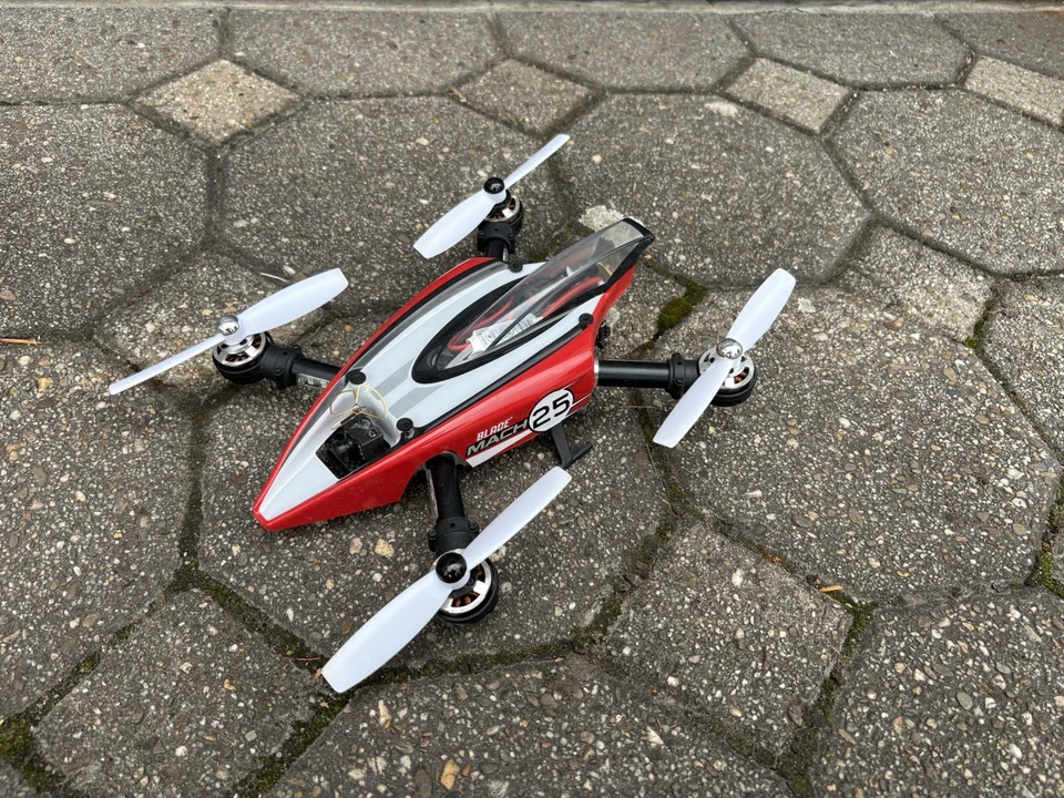 E Flite Blade Mach 25 FPV Racing Drone RC Drohne BNF DSMX - Bild 2 von 4