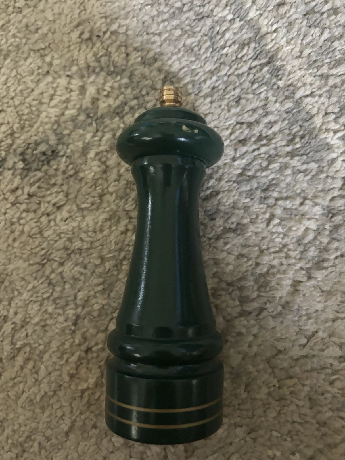 Vintage Rare Olde Thompson Wood Pepper Grinder Mill Gold Green Colored USA MADE
