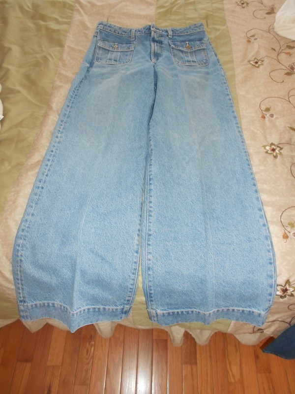 Ryegrass Women’s Wide Leg Light Blue Jeans Size 10 Pockets
