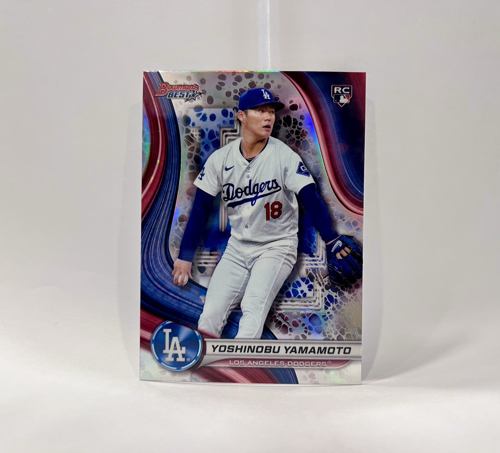 2024 Bowman's Best - Yoshinobu Yamamoto #34 Refractor (RC)