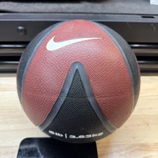 NIKE 8 Lb/3.63Kg Rubber Weighted Medicine Ball Training Exercise