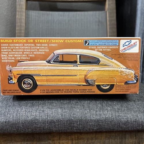 51 CHEVY FLEETLINE, AMT 8250 MODEL KIT, FACTORY SEALED IN BOX, HOBBY KIT - Bild 2 von 6