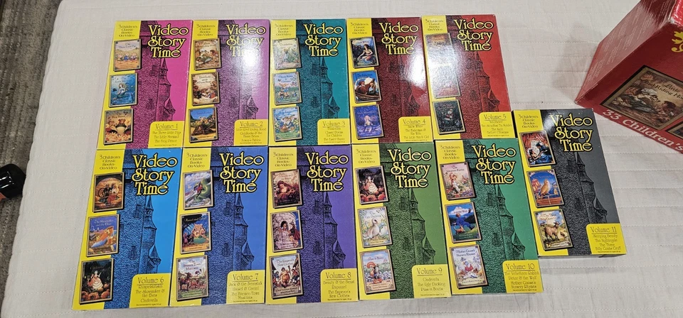 Video Story Time Volume 1- 11  Classic Childrens Books on VHS 1994 Boxed Set VGC - Image 3 of 4