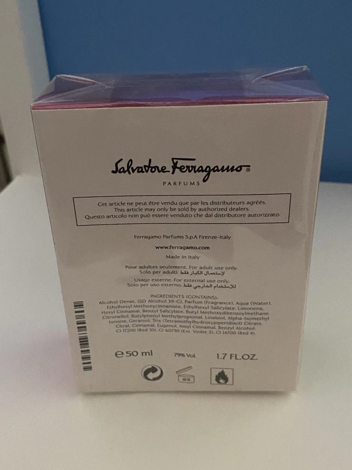 F para Fascinating Salvatore Ferragamo 1,7 fl oz EDP Foto 2 de 2