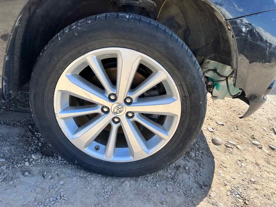 Used Fuel Injection Air Flow Meter fits: 2008 Toyota Highlander Grade A - Image 2 of 4