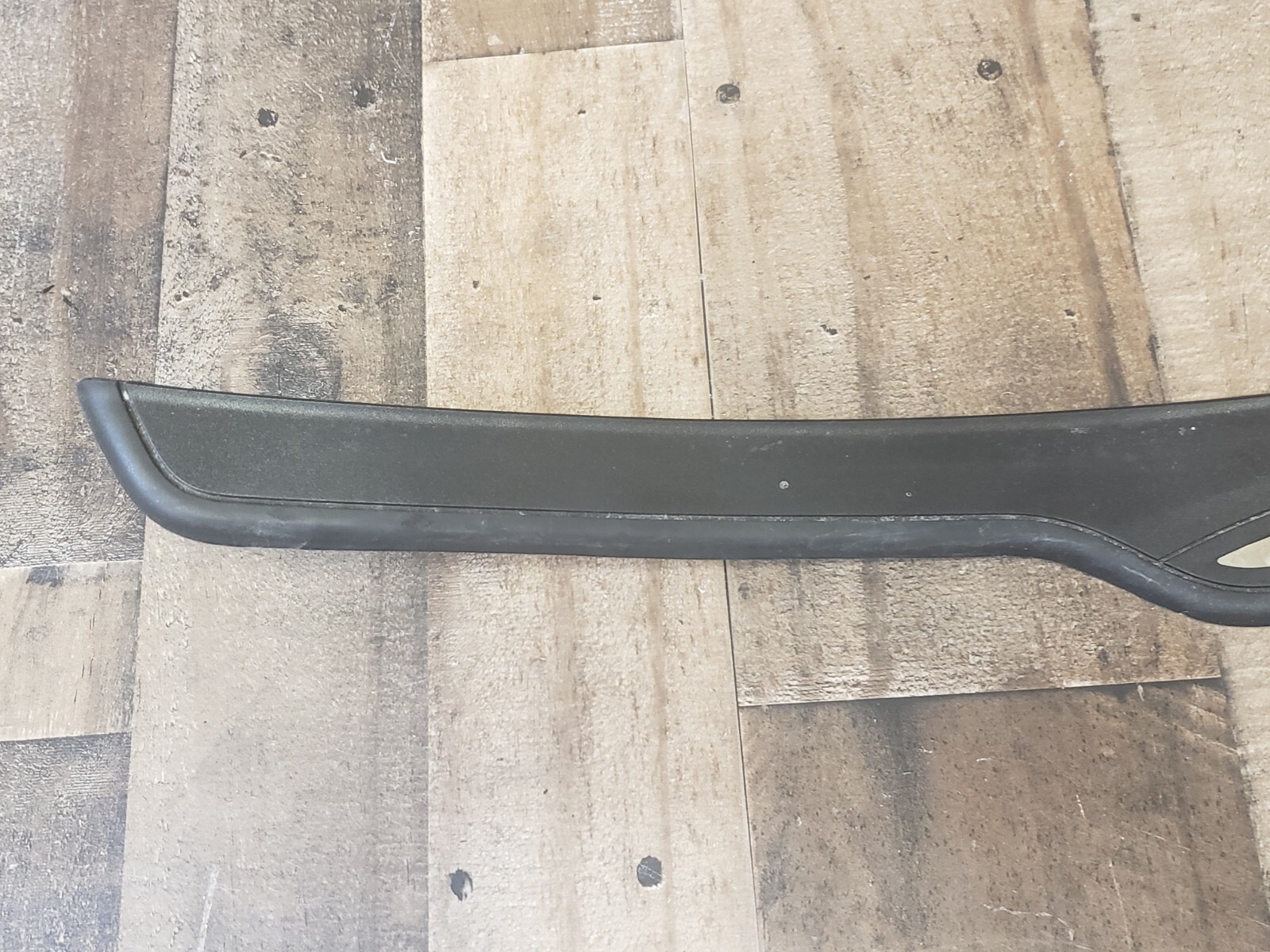06-10 BMW E90 325 328 330 Sedan Rear Right Door Sill Step Plate  