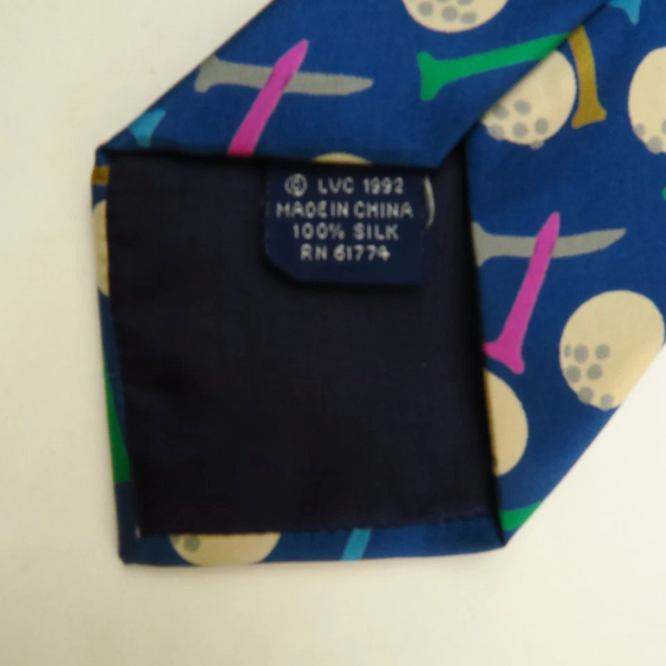 Lillian Vernon Hombres Corbata Cuello Azul Pelotas de Golf Camisetas Novedad Estampado Seda 54x3.25 Foto 4 de 4