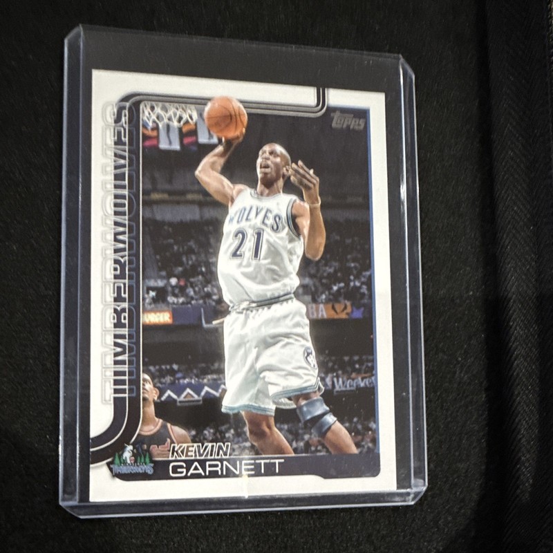 Topps 2025-26 Flagship Kevin Garnett Minnesota Timberwolves #254 Trading Card