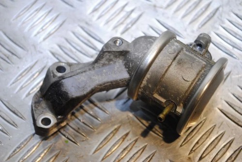 AUDI Q5 8R AGR-Ventil 06E131102B 3.20 Petrol 2010 33410448