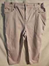 Chico's 1.5 Med Sz-10 Platinum Crop soft Lavendar Slimming Stretch Jeans