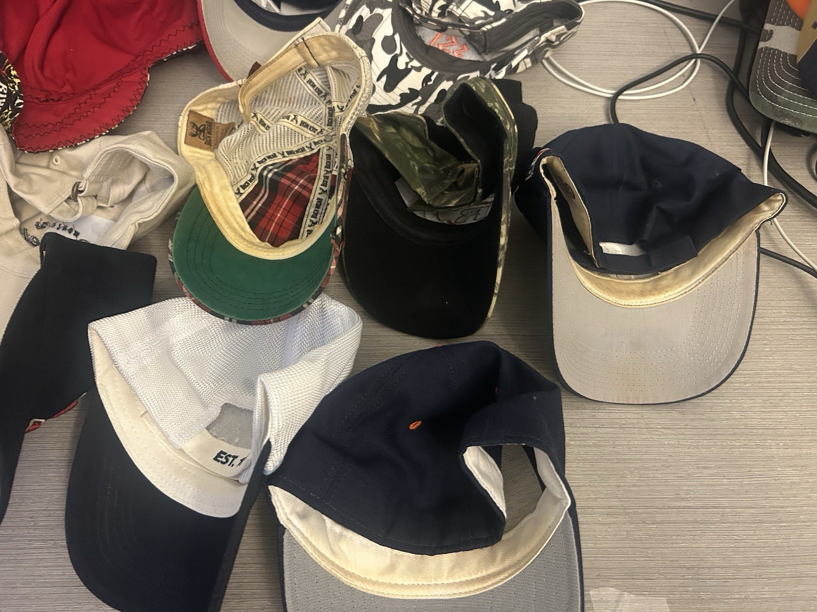 baseball caps - image 10