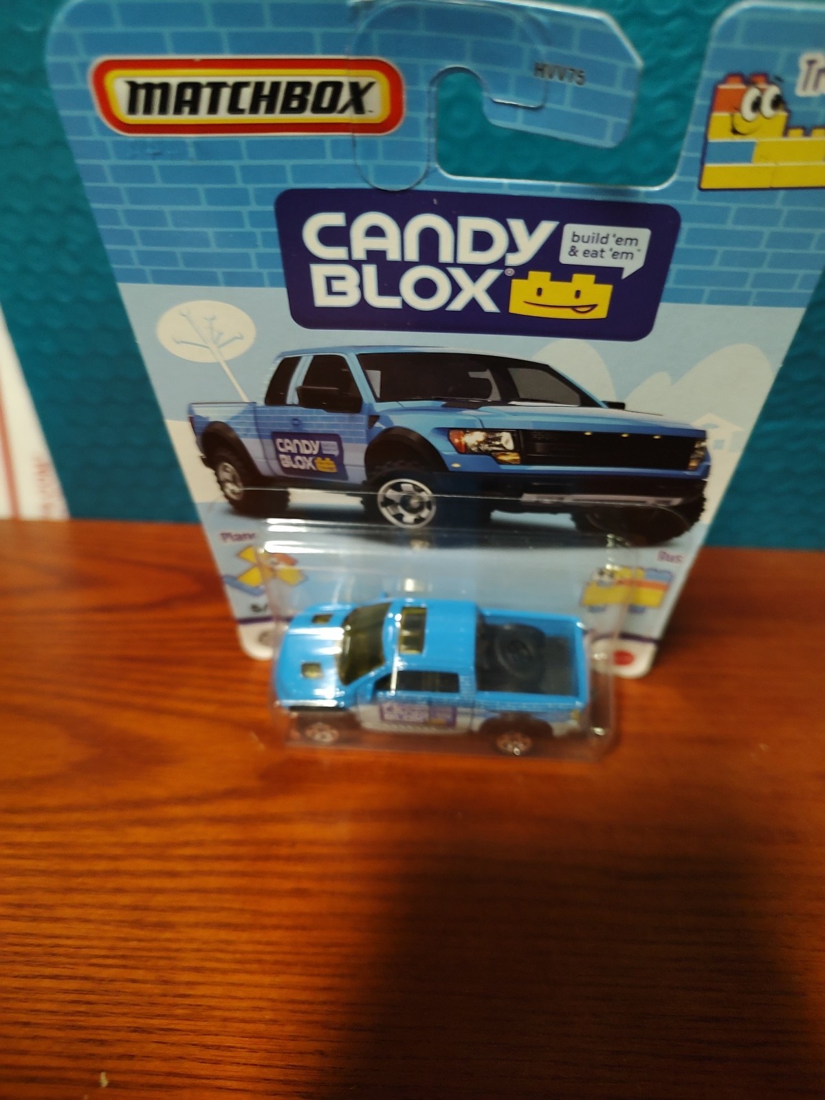 Picture 18 of 24