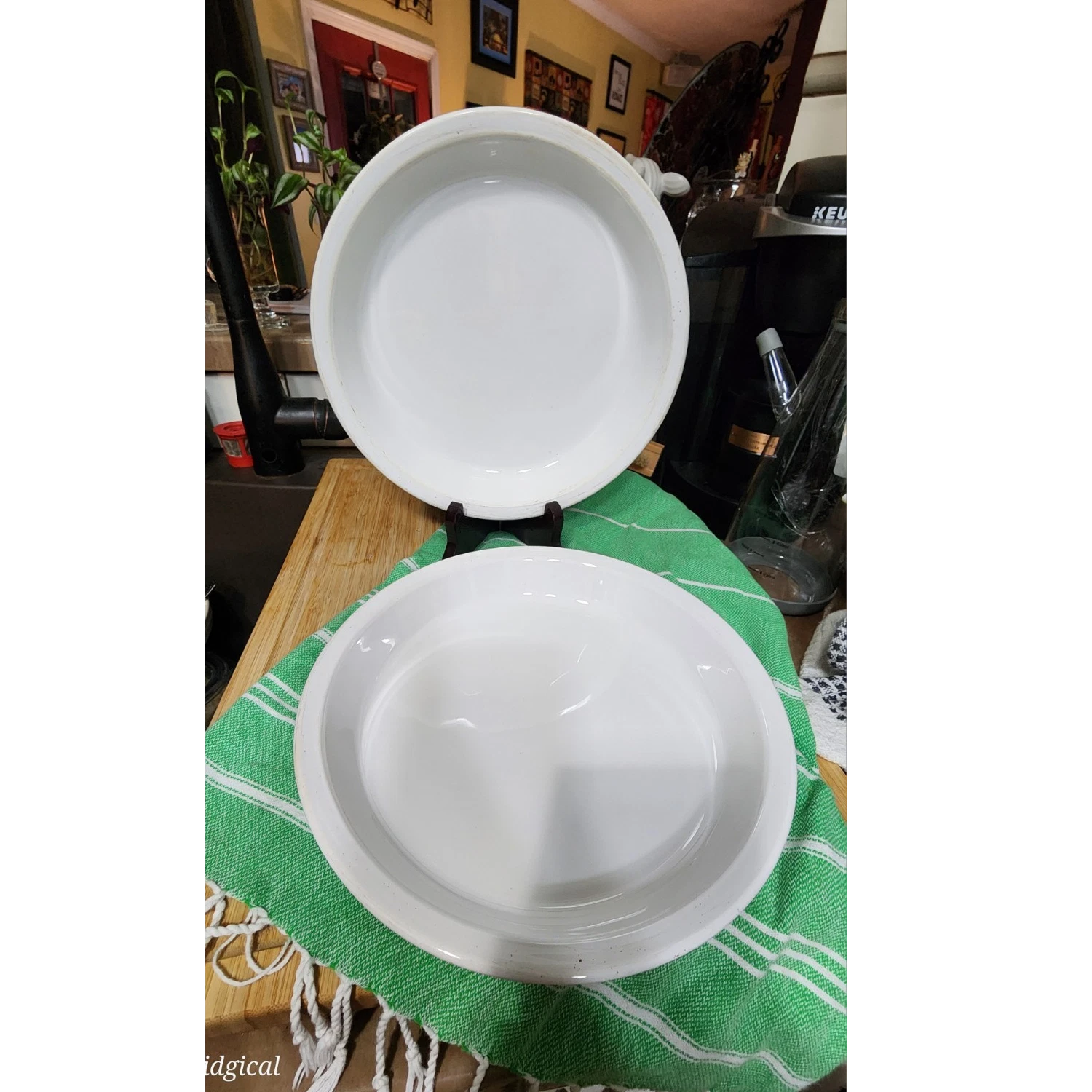 CorningWare Vintage White Ceramic Pie Dish 2pc Cottagecore Farmhouse Grannycore
Opens in a new windo