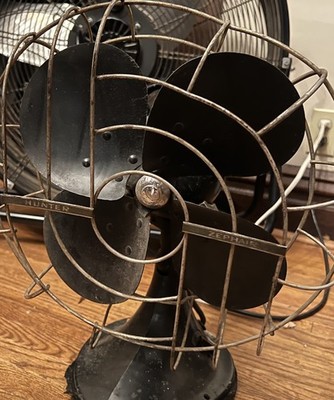 Hunter Zephair Vintage Oscillating Electric Fan CAT.NO. C-1255