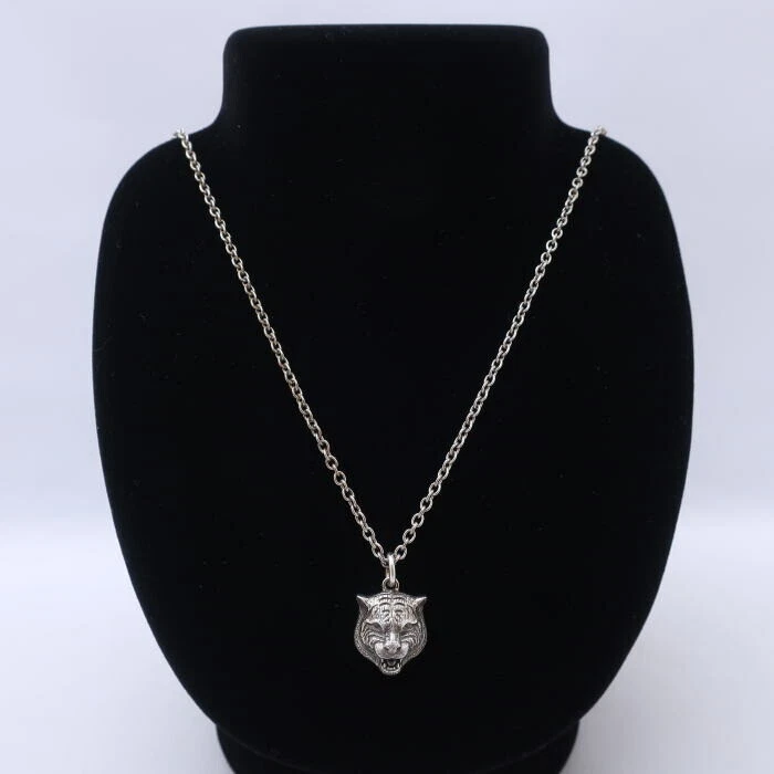 Collana con ciondolo testa di tigre gatto Gucci argento sterling 925 433608 unisex
