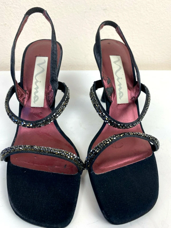 Sandalia negra con tiras Nina Vovan 6,5 M tacón de gatito cuentas punta abierta defectos de fiesta Foto 2 de 4