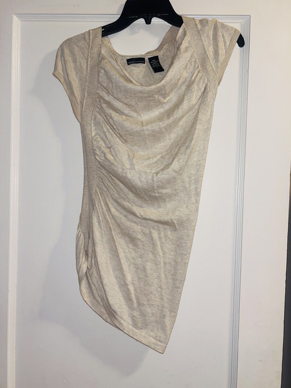 Victoria’s Secret Moda Tan Short Sleeve Top Small