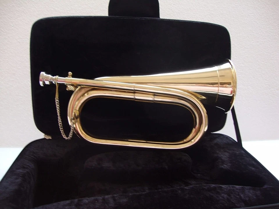 SUPER DEAL! NEW MILITARIA EXCELLENT TUNEABLE ARMY BUGLE WITH FREE HARD CASE+M/P - Image 4 of 4
