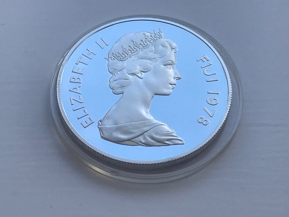 1978 FIJI ELIZABETH II SILVER PROOF 20 DOLLAR CONSERVATION COIN BOXED COA - Image 3 of 4