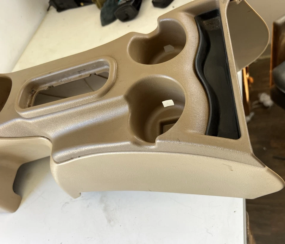 Chevrolet Trailblazer 2002-2009 consola central de cambio OEM Foto 4 de 4