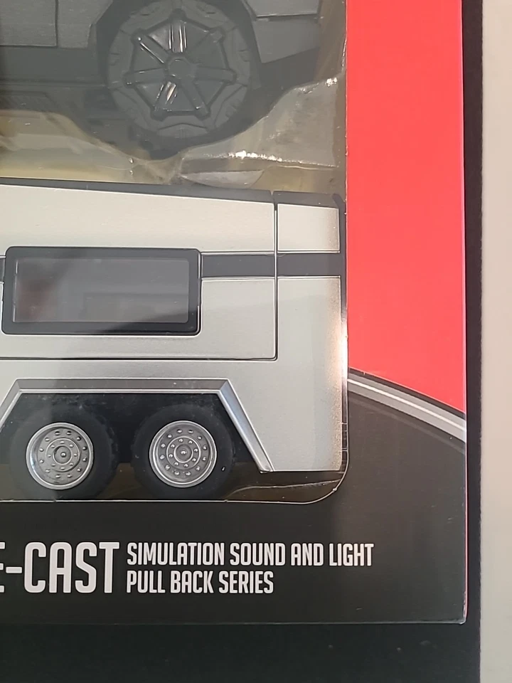 Novafusion 1: 32 比例压铸模型特斯拉网络卡车带拖车及四轮车 — 第 4/4 张图片